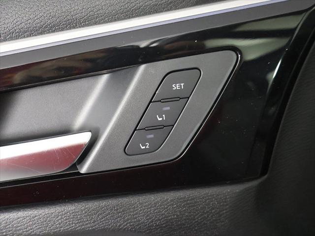 2025 Mitsubishi Outlander PLATINUM EDITION 2.5 S-AWC