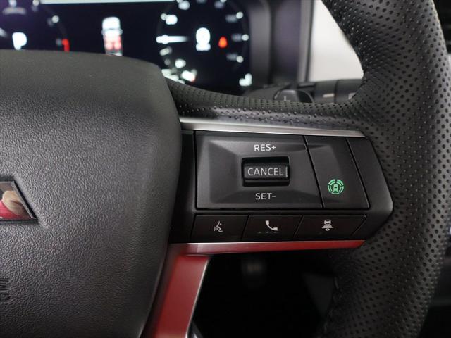 2025 Mitsubishi Outlander PLATINUM EDITION 2.5 S-AWC