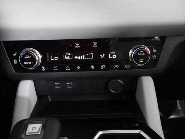 2025 Mitsubishi Outlander PLATINUM EDITION 2.5 S-AWC