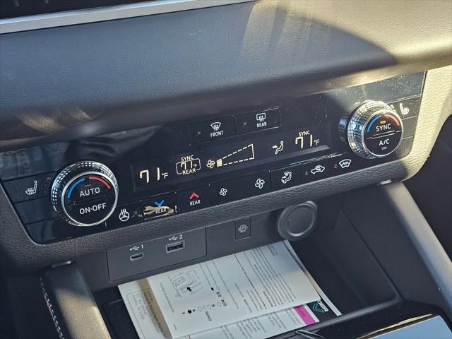 2025 Mitsubishi Outlander PHEV SEL BLACK EDITION S-AWC