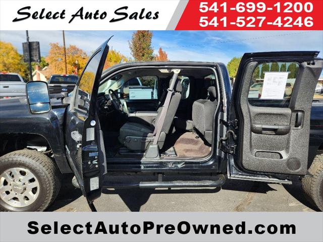 2011 Chevrolet Silverado 3500HD LT