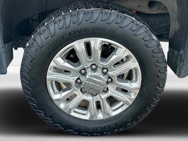 2023 GMC Sierra 2500HD 4WD Crew Cab Standard Bed Denali