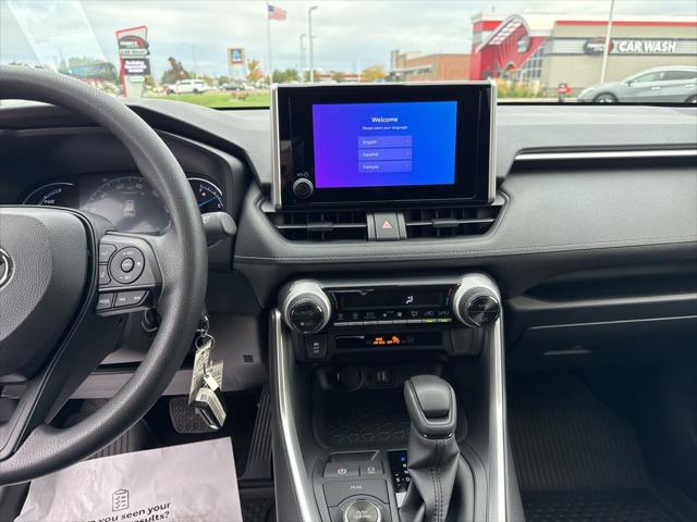 2025 Toyota RAV4 Hybrid LE