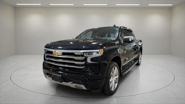 2023 Chevrolet Silverado 1500 High Country for sale in Waukesha, WI