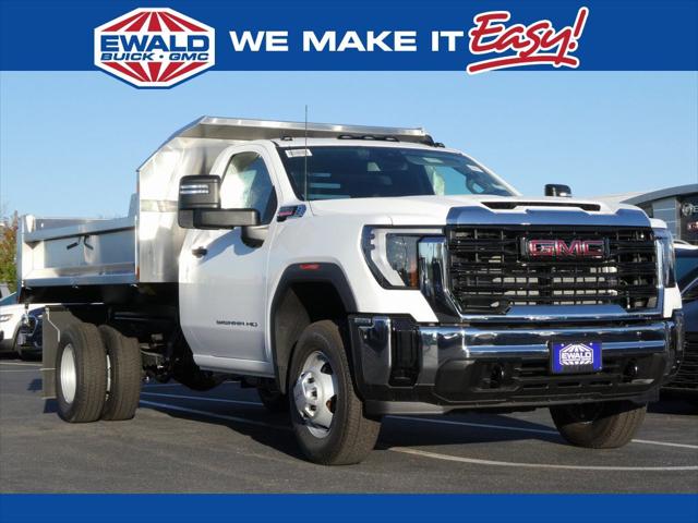 2025 GMC Sierra 3500HD Pro for sale in Menomonee Falls, WI