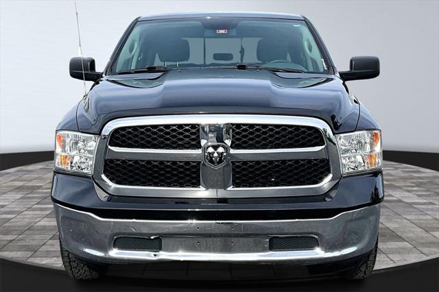 2019 Ram 1500 Classic SLT Crew Cab 4x4 5'7" Box