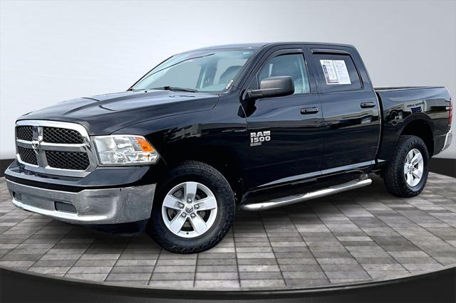 2019 Ram 1500 Classic SLT Crew Cab 4x4 5'7" Box
