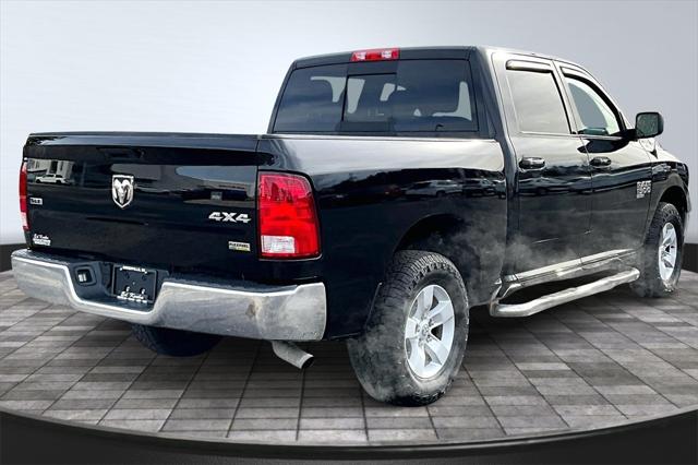 2019 Ram 1500 Classic SLT Crew Cab 4x4 5'7" Box