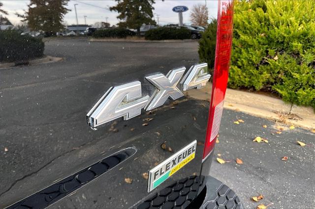 2019 Ram 1500 Classic SLT Crew Cab 4x4 5'7" Box