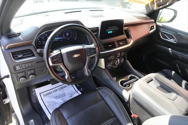 2023 Chevrolet Suburban 2WD Premier