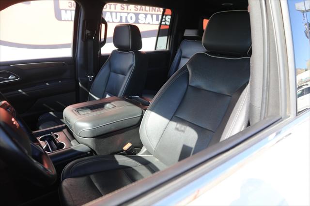 2023 Chevrolet Suburban 2WD Premier