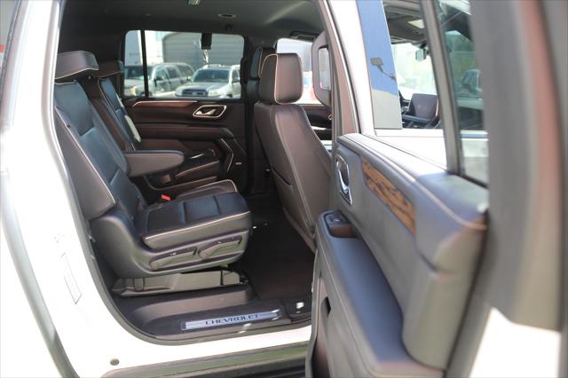 2023 Chevrolet Suburban 2WD Premier
