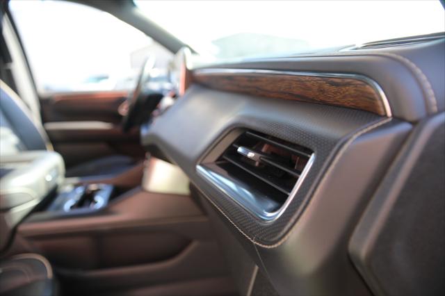2023 Chevrolet Suburban 2WD Premier