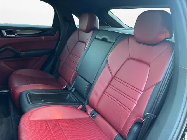 2021 Porsche Cayenne Unknown