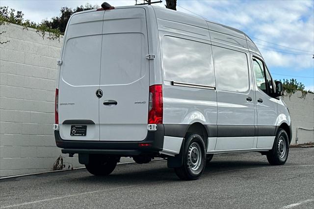 2026 Mercedes-Benz Sprinter Cargo Van Standard Roof 4-Cyl Diesel HO
