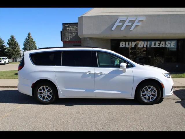 2022 Chrysler Pacifica Touring L for sale in Fargo, ND