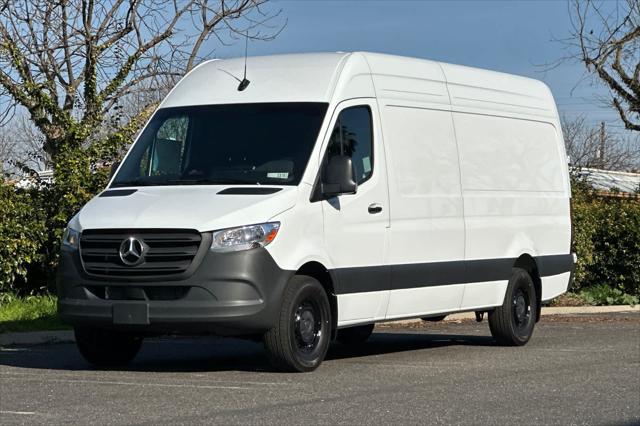 2026 Mercedes-Benz Sprinter Cargo Van 2500 High Roof I4 Diesel 170 RWD