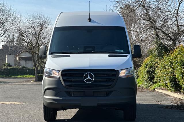 2026 Mercedes-Benz Sprinter Cargo Van 2500 High Roof I4 Diesel 170 RWD