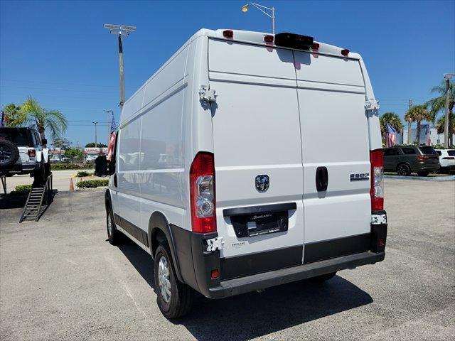 2026 RAM ProMaster 2500 RAM PROMASTER 2500 SLT CARGO VAN HIGH ROOF 136 WB