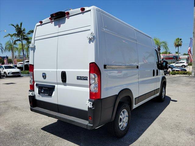 2026 Ram ProMaster 2500 Cargo Van SLT High Roof 136 WB