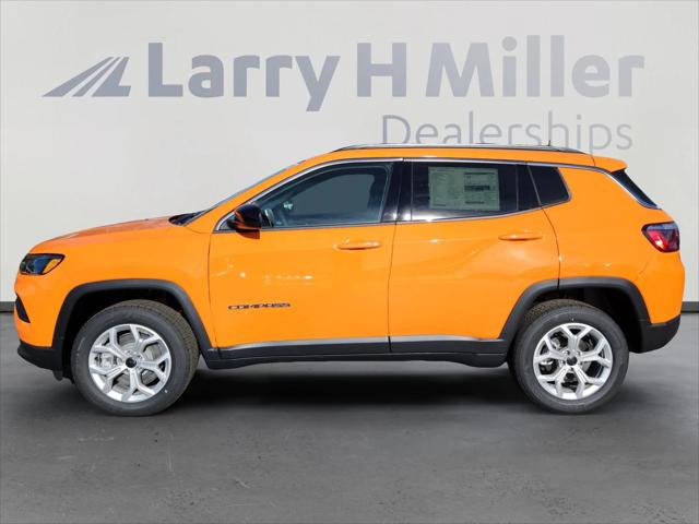 2026 Jeep Compass COMPASS LATITUDE 4X4