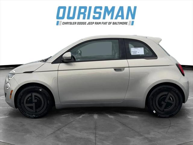 2025 Fiat FIAT 500e GIORGIO ARMANI Collectors Edition