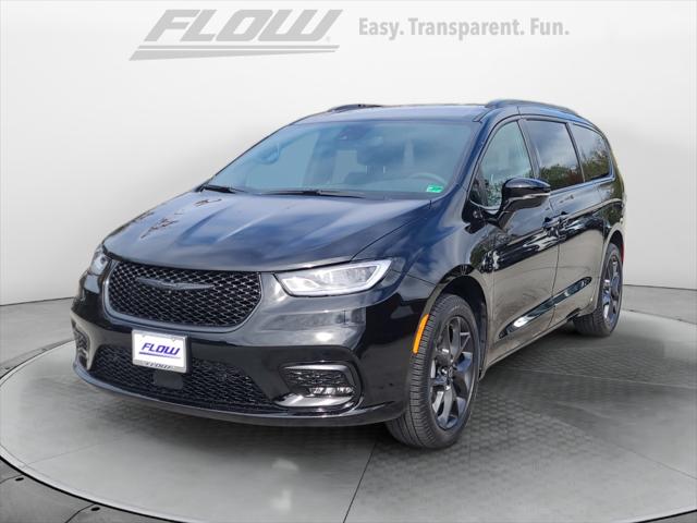 2026 Chrysler Pacifica Select AWD