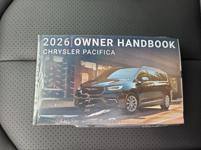 2026 Chrysler Pacifica Select AWD