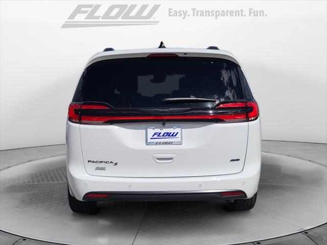 2026 Chrysler Pacifica Select AWD