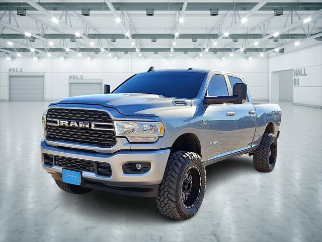 2022 RAM 2500 Big Horn Crew Cab 4x4 64 Box 2022 RAM 2500 Big Horn Crew Cab 4x4 64 Box