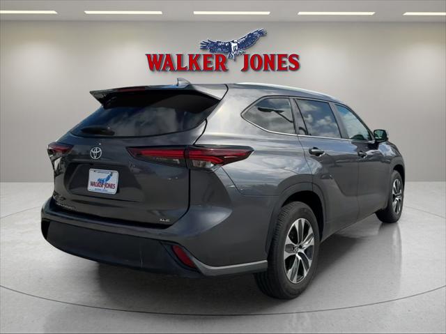 2024 Toyota Highlander XLE 2024 Toyota Highlander XLE