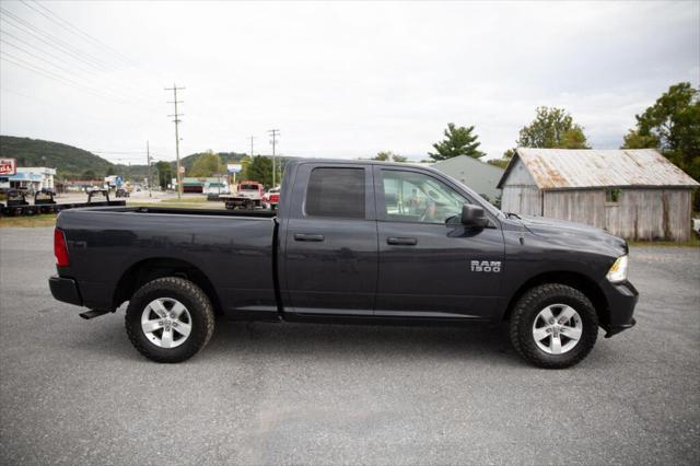 2018 RAM 1500 Express Quad Cab 4x4 64 Box