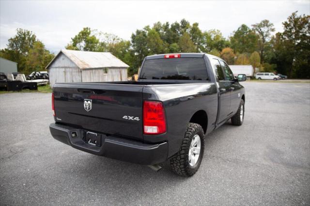 2018 RAM 1500 Express Quad Cab 4x4 64 Box