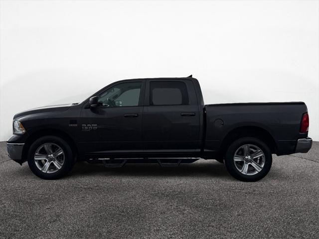 2019 RAM 1500 Classic Big Horn Crew Cab 4x4 57 Box 2019 RAM 1500 Classic Big Horn Crew Cab 4x4 57 Box