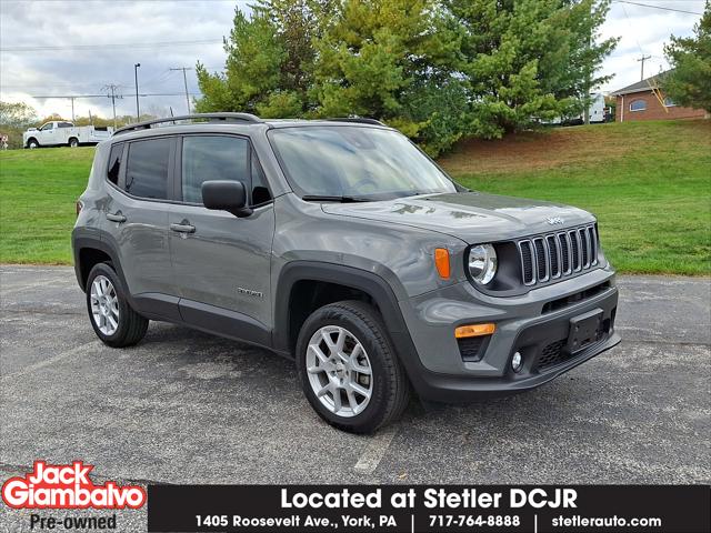 2022 Jeep Renegade Latitude 4x4 2022 Jeep Renegade Latitude 4x4
