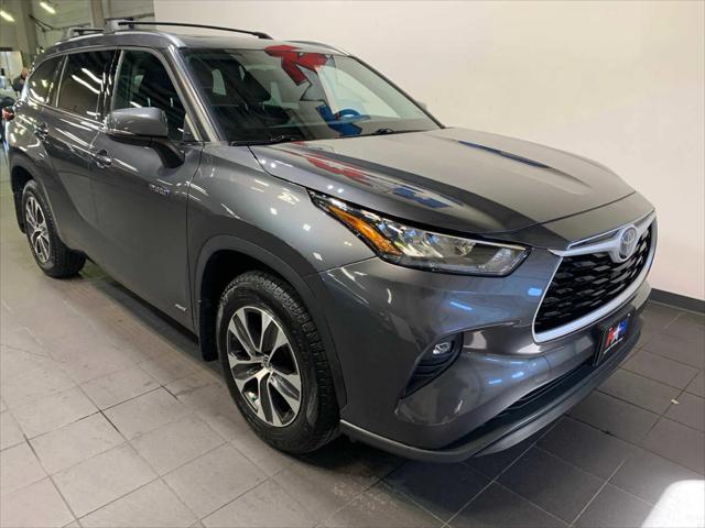 2020 Toyota Highlander Hybrid XLE 2020 Toyota Highlander Hybrid XLE