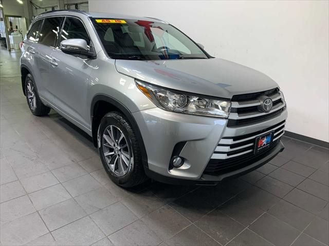 2017 Toyota Highlander XLE 2017 Toyota Highlander XLE