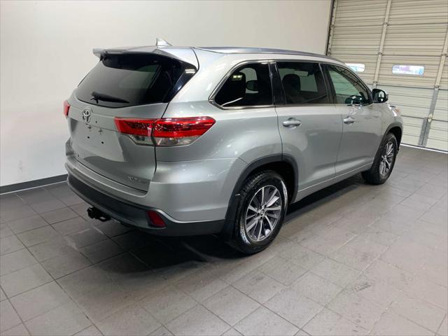 2017 Toyota Highlander XLE 2017 Toyota Highlander XLE