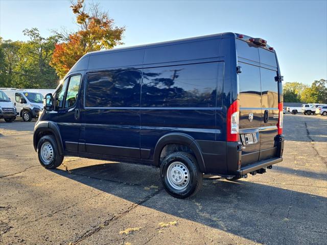 2025 RAM ProMaster 2500 Cargo Van Tradesman High Roof 136 WB w/Pass Seat