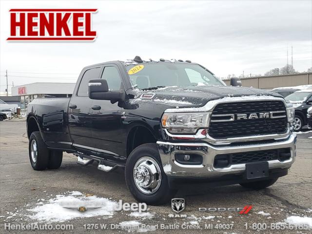 2024 RAM 3500 Tradesman Crew Cab 4x4 8 Box 2024 RAM 3500 Tradesman Crew Cab 4x4 8 Box