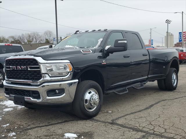 2024 RAM 3500 Tradesman Crew Cab 4x4 8 Box 2024 RAM 3500 Tradesman Crew Cab 4x4 8 Box