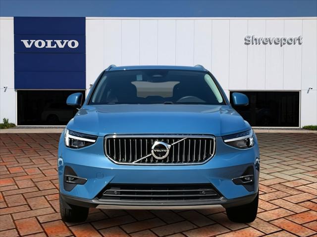2024 Volvo XC40 B5 Plus Bright Theme