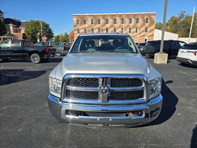 2017 RAM 2500 SLT Crew Cab 4x4 64 Box 2017 RAM 2500 SLT Crew Cab 4x4 64 Box