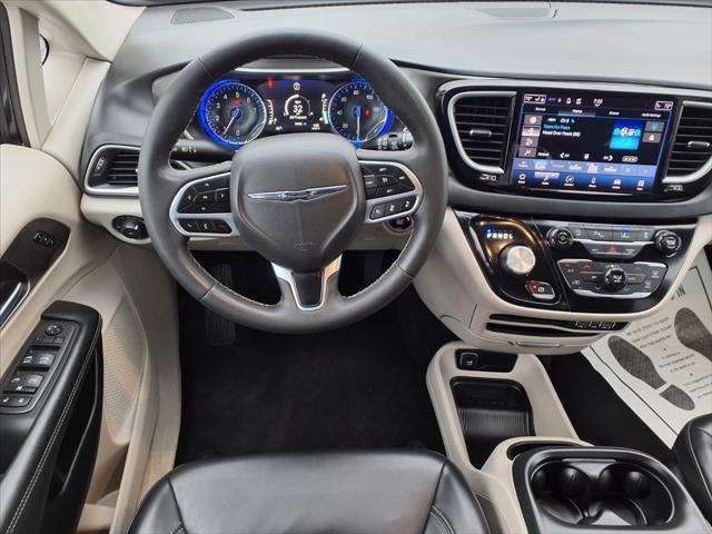 2023 Chrysler Pacifica Touring L 2023 Chrysler Pacifica Touring L