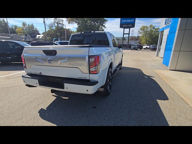 2021 Nissan Titan Crew Cab Platinum Reserve 4x4