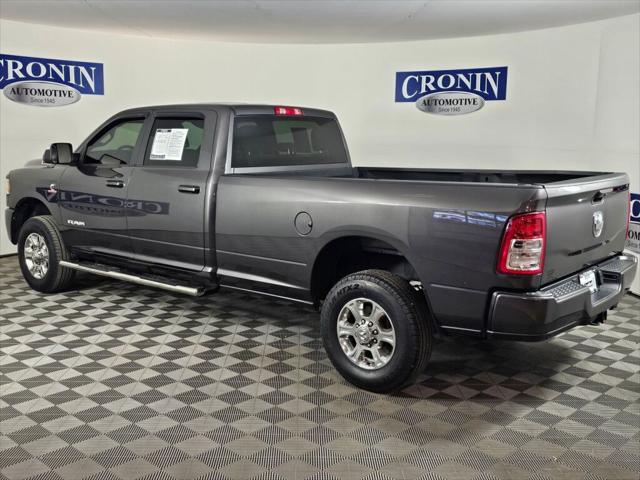 2022 RAM 3500 Big Horn Crew Cab 4x4 8 Box 2022 RAM 3500 Big Horn Crew Cab 4x4 8 Box