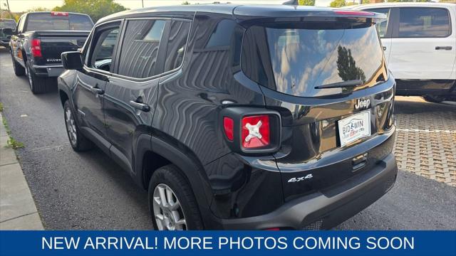 2023 Jeep Renegade Latitude 4x4 2023 Jeep Renegade Latitude 4x4