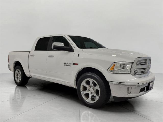 2018 RAM 1500 Laramie Crew Cab 4x4 57 Box 2018 RAM 1500 Laramie Crew Cab 4x4 57 Box