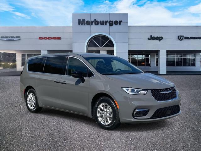 2025 Chrysler Pacifica PACIFICA SELECT