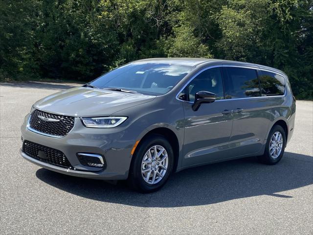 2025 Chrysler Pacifica PACIFICA SELECT